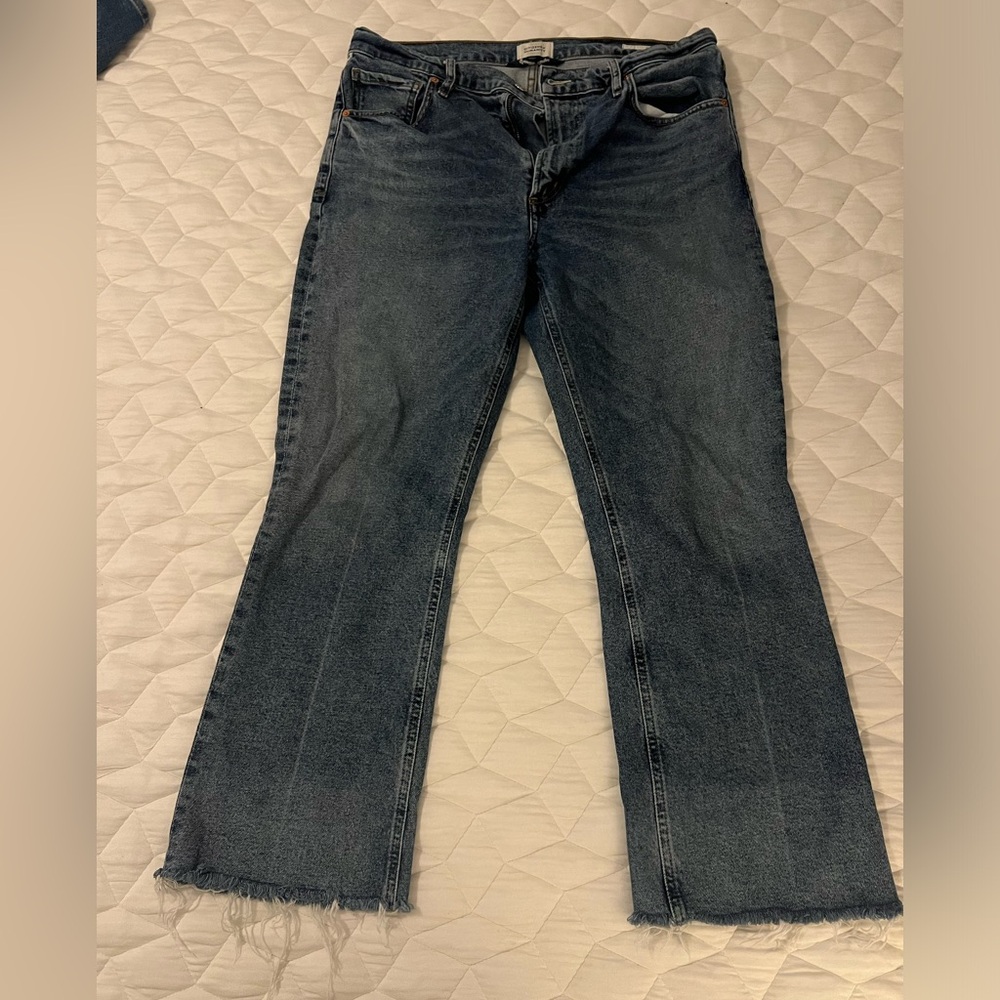 Ankle straight Jean . Boyfriend fit some stretch . Citizens of Humanity.